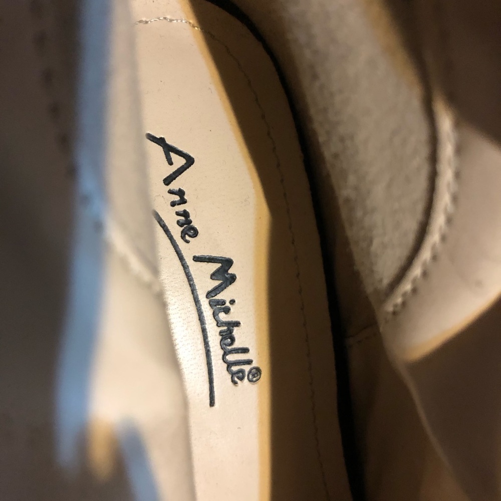 Basic Black Pumps - image 6